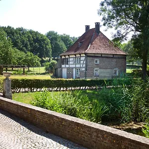 Terborgh Budget Hostel